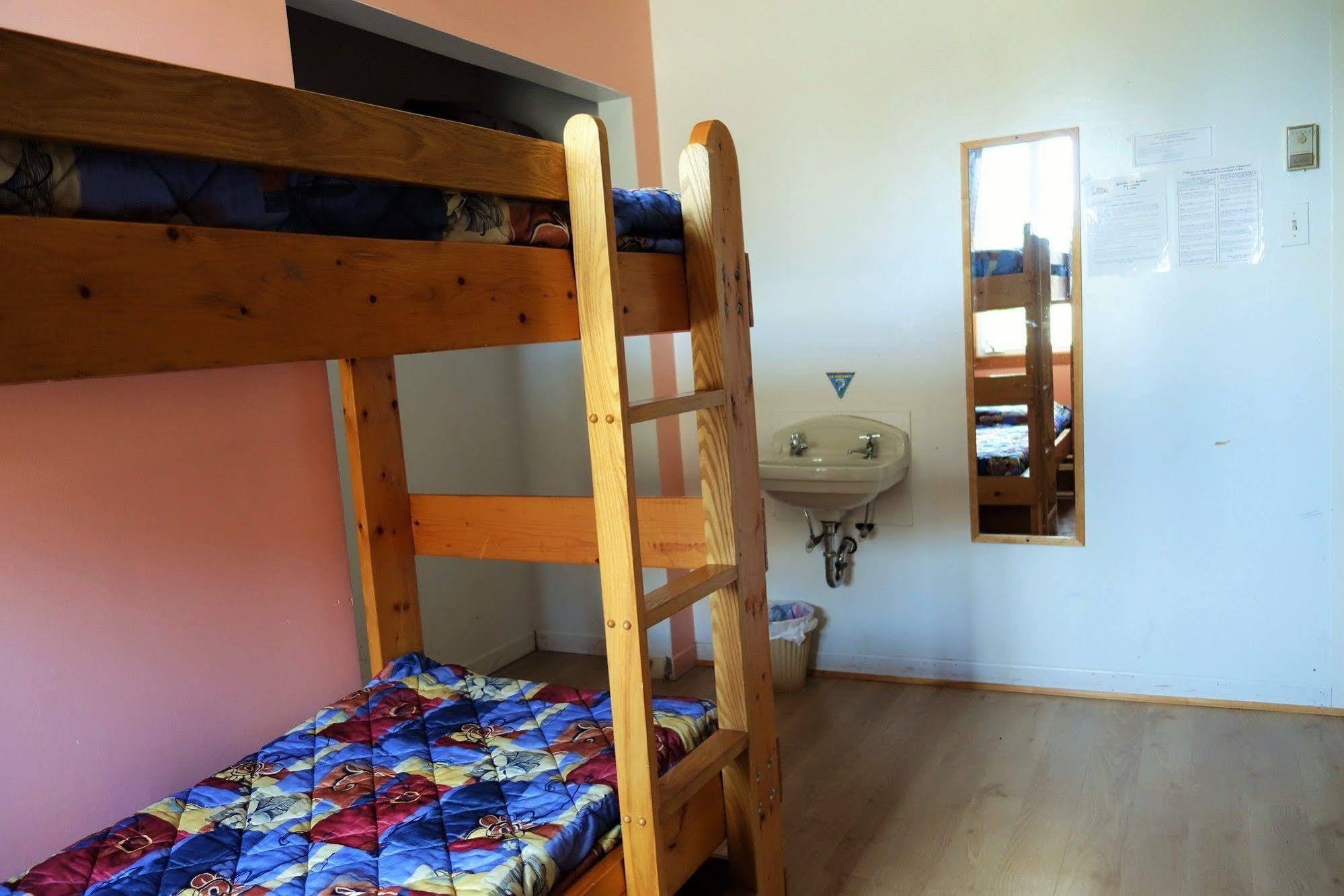 Le Carabobo Auberge Forillon Gaspé Kültér fotó